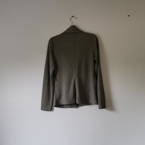 GUESS - Picture 4 of 4